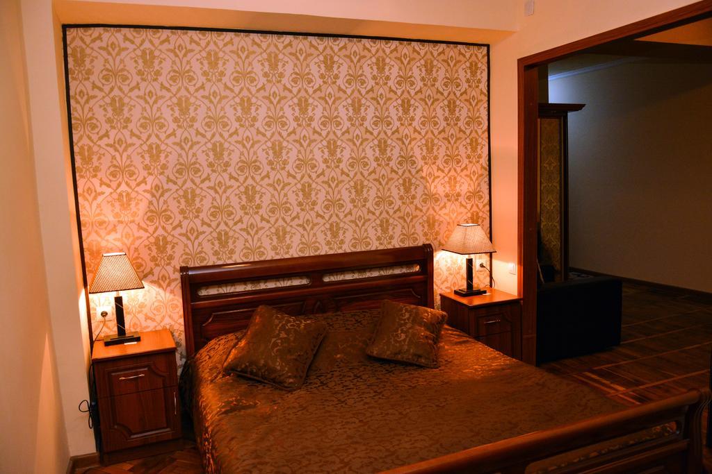 Sanahin Bridge Hotel อาลาแวร์ดิ ภายนอก รูปภาพ