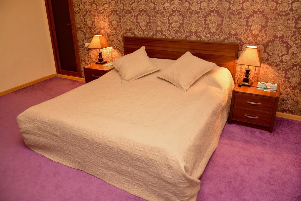 Sanahin Bridge Hotel อาลาแวร์ดิ ภายนอก รูปภาพ