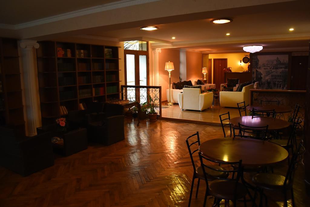 Sanahin Bridge Hotel อาลาแวร์ดิ ภายนอก รูปภาพ