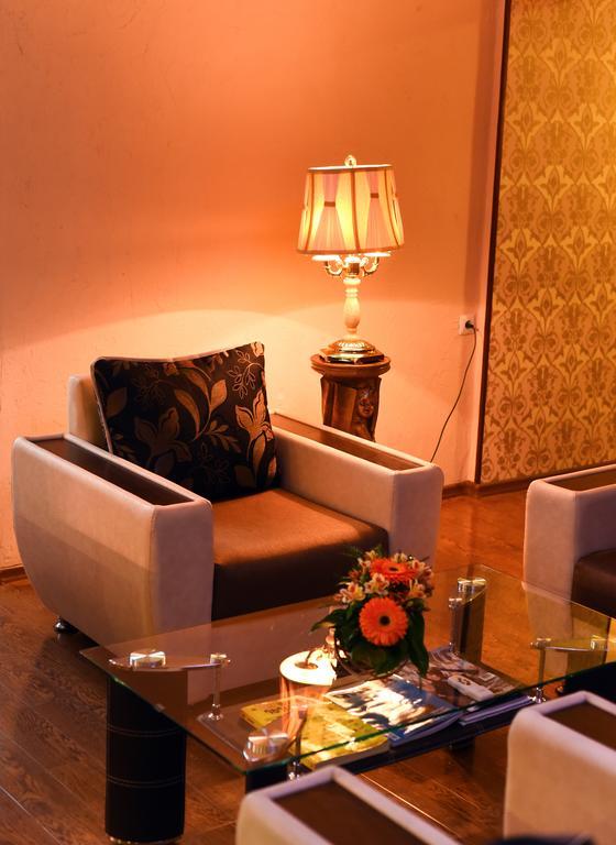 Sanahin Bridge Hotel อาลาแวร์ดิ ภายนอก รูปภาพ
